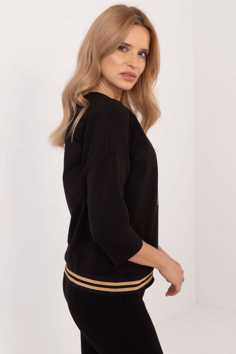 1049972 Blouse Factory Price - Image 2