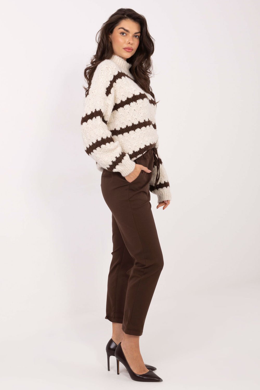 1109632 Women trousers Factory Price - Image 2