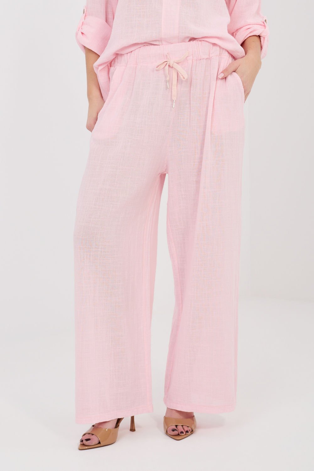 1117559 Women trousers Italy Moda