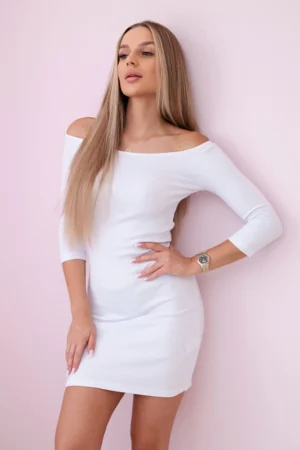 Dryžuota priderinta suknelė