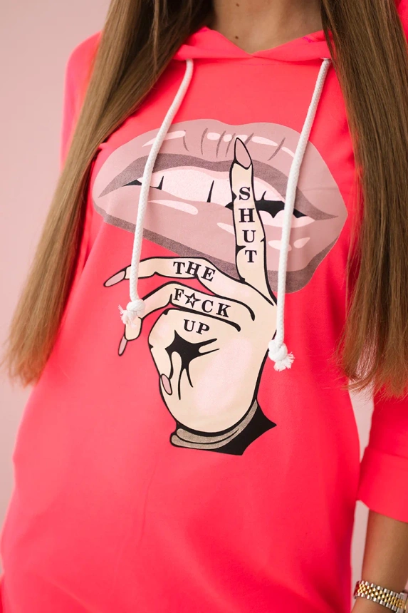 14752_4 Suknelė su ilgesne nugara ir spalvingu rausvu neoniniu raštu - Image 4