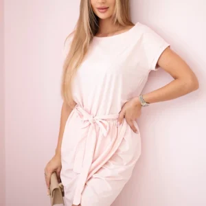 Daugiasluoksnė suknelė su vokeliu apačioje