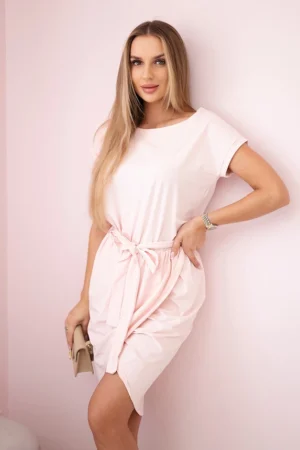 Daugiasluoksnė suknelė su vokeliu apačioje