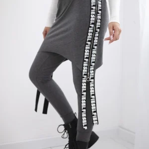 Kelnės / kostiumas su užrašu "selfie"