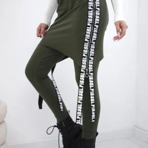 Kelnės / kostiumas su "selfie" užrašu