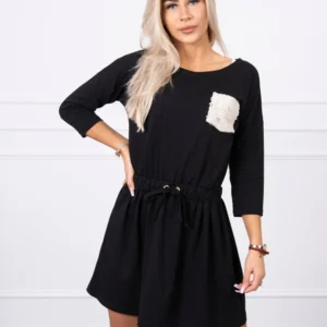 Suknelė su blizgučių kišene