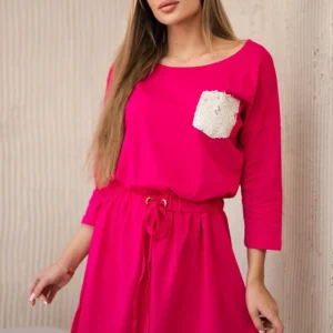 kišeninė suknelė su blizgučiais