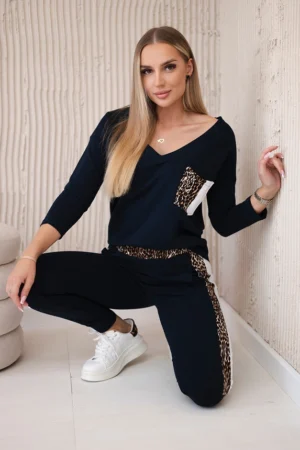 su leopardo raštu tamsiai