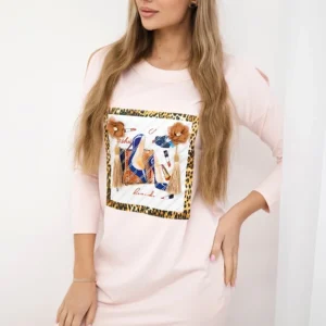 Suknelė su 3D grafika ir dekoratyviniais raukiniais