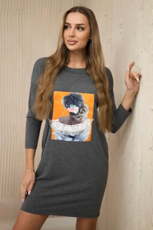 Suknelė su 3D grafika, nėriniais