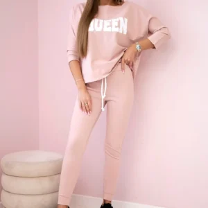 Karalienės spaudos tamsiai