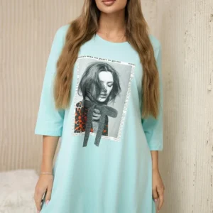 Suknelė su raštu ir platėjančia apačia