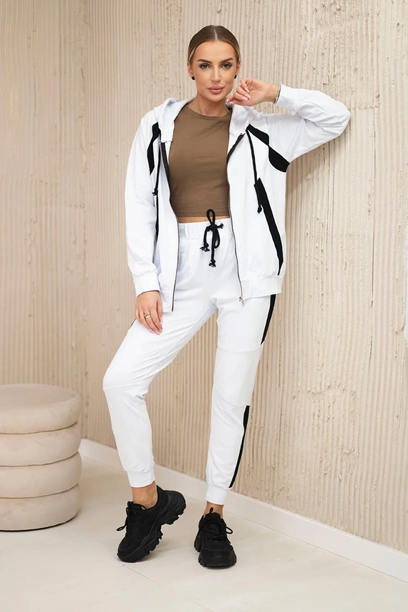 17421_1 Dryžuotas sportinis