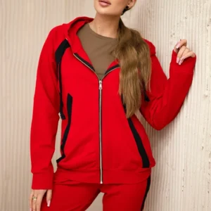 Sportinis su juostelėmis