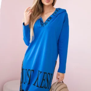 rugiagėlių suknelė su gobtuvu ir spauda