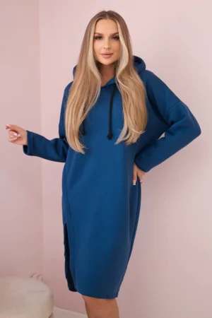 Suknelė su gobtuvu ir šoniniu švarku