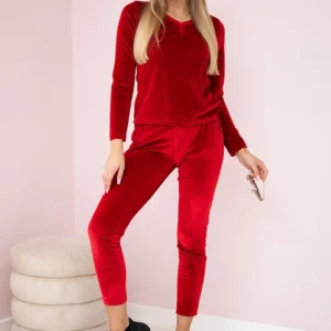 Velūro su raukšlele nugaroje