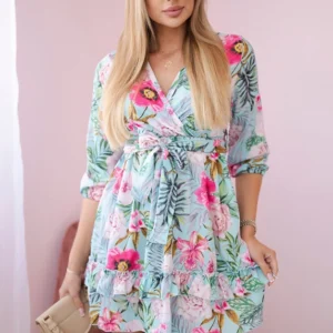 Gėlėta suknelė su kaklaraiščio liemeniu