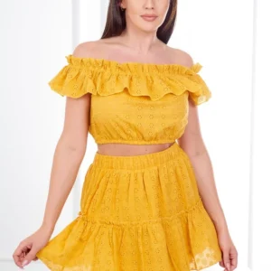 Siuvinėtas su marga palaidine