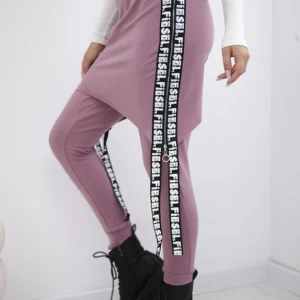 Kelnės / kostiumas su užrašu "selfie" tamsiai