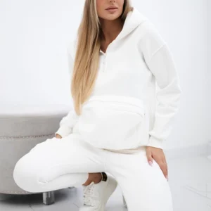 Izoliuotas su dekoratyvine kišenėle ecru