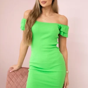 Šonkauliais apsiūta suknelė su atvartais šviesiai