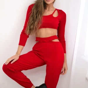 su palaidine viršuje