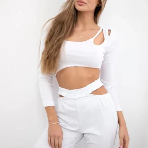 su palaidine viršuje