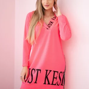 Suknelė su gobtuvu ir spauda neoninė