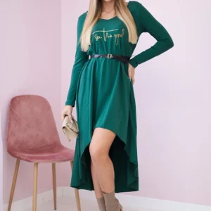 Suknelė su dekoratyviniu diržu ir užrašu tamsiai