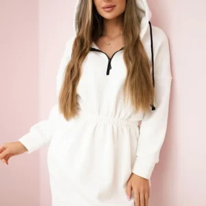 Apšiltinta suknelė su gobtuvu ecru