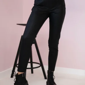 Kelnės su gyvūnų motyvais