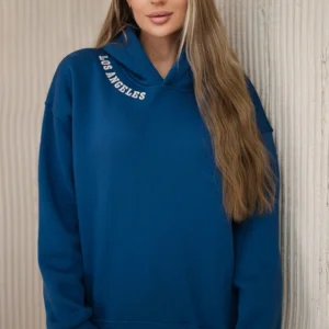 Izoliuotas su siuvinėjimais Los Andželas džinsai