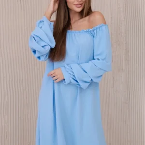 Ispaniška suknelė su dekoratyvinėmis rankovėmis