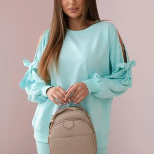 Marškinių su lanku ant rankovių ir antblauzdžių