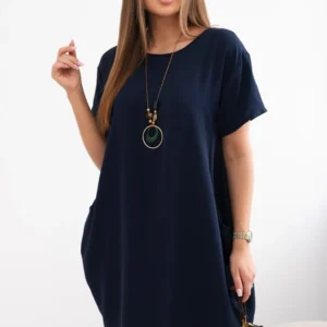 Suknelė su kišenėmis ir pakabuku Tamsiai