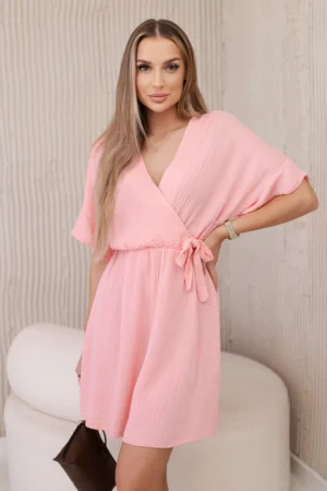 Muslino suknelė su juosmeniu abrikosas
