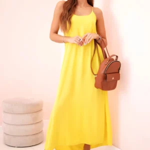 Ilga suknelė be petnešėlių