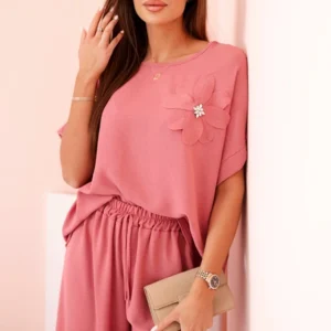 Moteriškas iš viskozės su dekoratyviniu gėlių raštu ir platėjančiomis kelnėmis - tamsiai