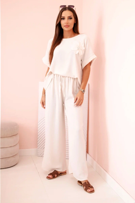 31914_1 Moteriškas iš viskozės su dekoratyviniu gėlių raštu ir platėjančiomis kelnėmis - bežinis - Image 2