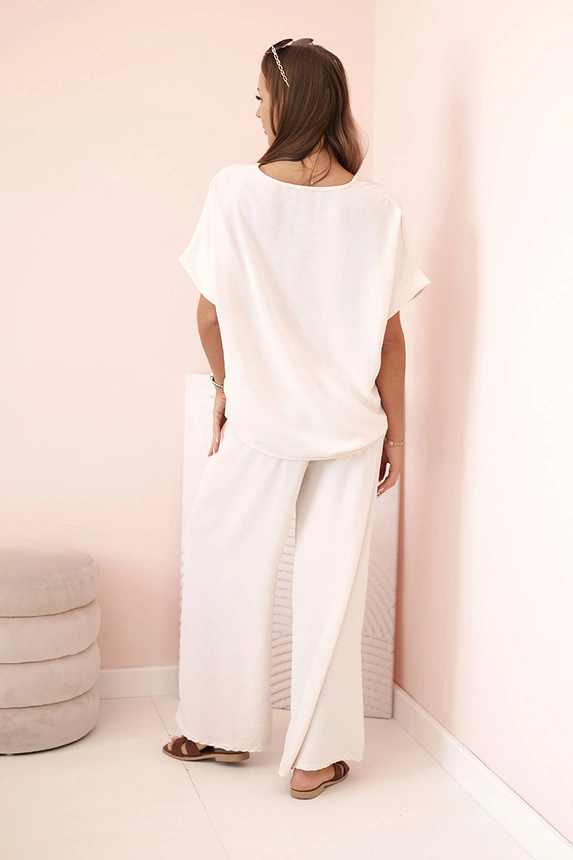 31914_3 Moteriškas iš viskozės su dekoratyviniu gėlių raštu ir platėjančiomis kelnėmis - bežinis - Image 4