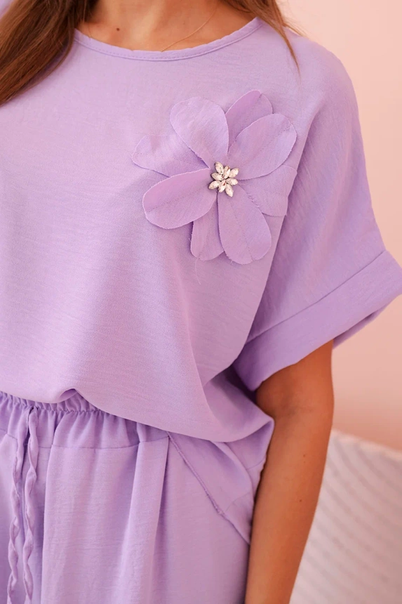 31920_4 Moteriškas iš viskozės su dekoratyviniu gėlių raštu ir platėjančiomis kelnėmis - šviesiai - Image 4