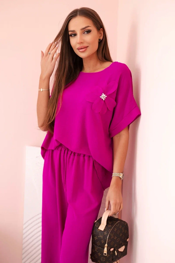 31922_3 Moteriškas iš viskozės su dekoratyviniu gėlių raštu ir platėjančiomis kelnėmis - tamsiai