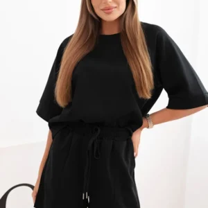 Moteriškas sviesto su palaidine trumpomis rankovėmis ir šortais su elastine juostele