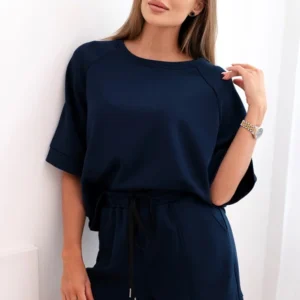 Moteriškas sviesto su palaidine trumpomis rankovėmis ir šortais su elastine juostele tamsiai