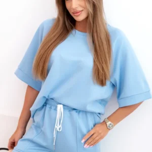 Moteriškas sviesto su palaidine trumpomis rankovėmis ir šortais su elastine juostele