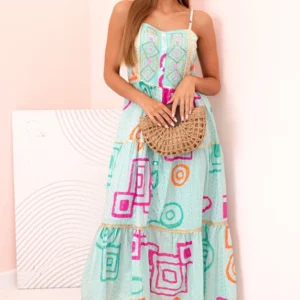 Moteriška medvilninė suknelė su spalvingu modeliu