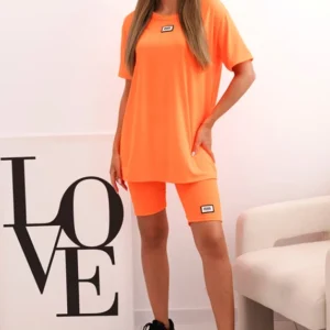 Moteriškas medvilninis trumpomis rankovėmis ir šortais apelsinas