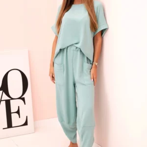 Viskozės palaidinės ir kelnių tamsios