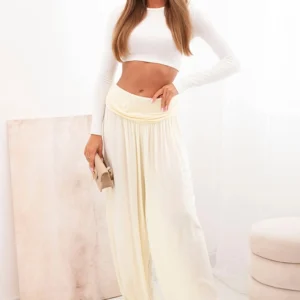 Moteriškos viskozės kelnės su plačiomis kojomis ir raukiniais